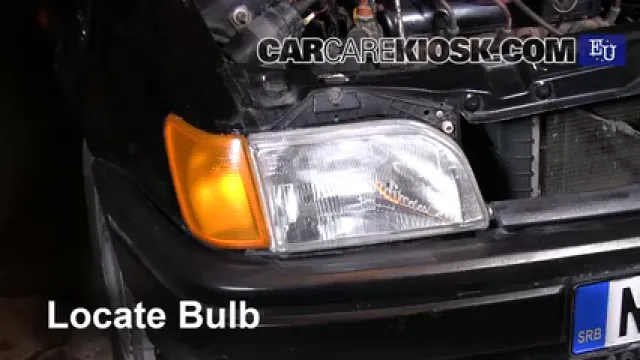1996 Ford Fiesta Magic 1.3L 4 Cyl. Éclairage Feux de route (remplacer l'ampoule)